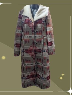 ✨ Powder River Outfitters ladies' Aztec print long wool Blend coat Size M
